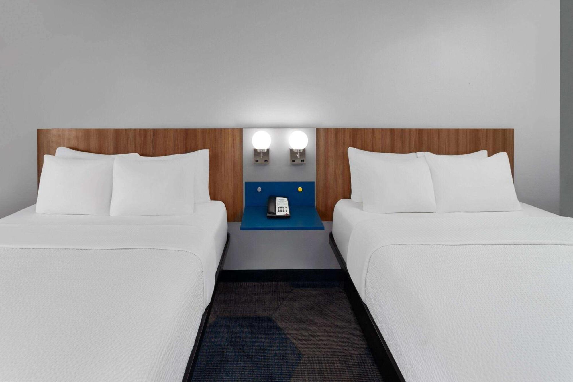 Microtel Inn By Wyndham Janesville Eksteriør billede