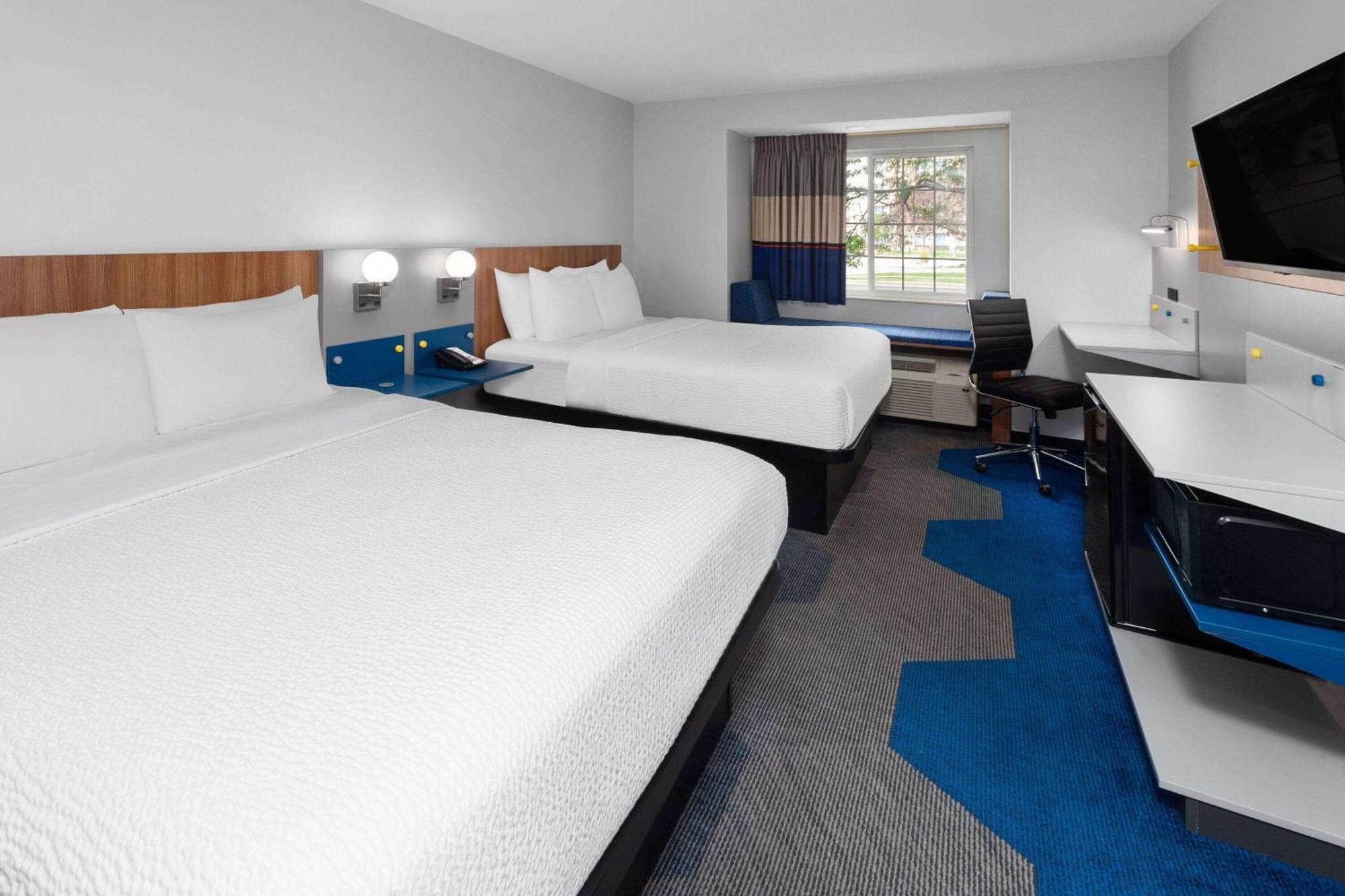 Microtel Inn By Wyndham Janesville Eksteriør billede