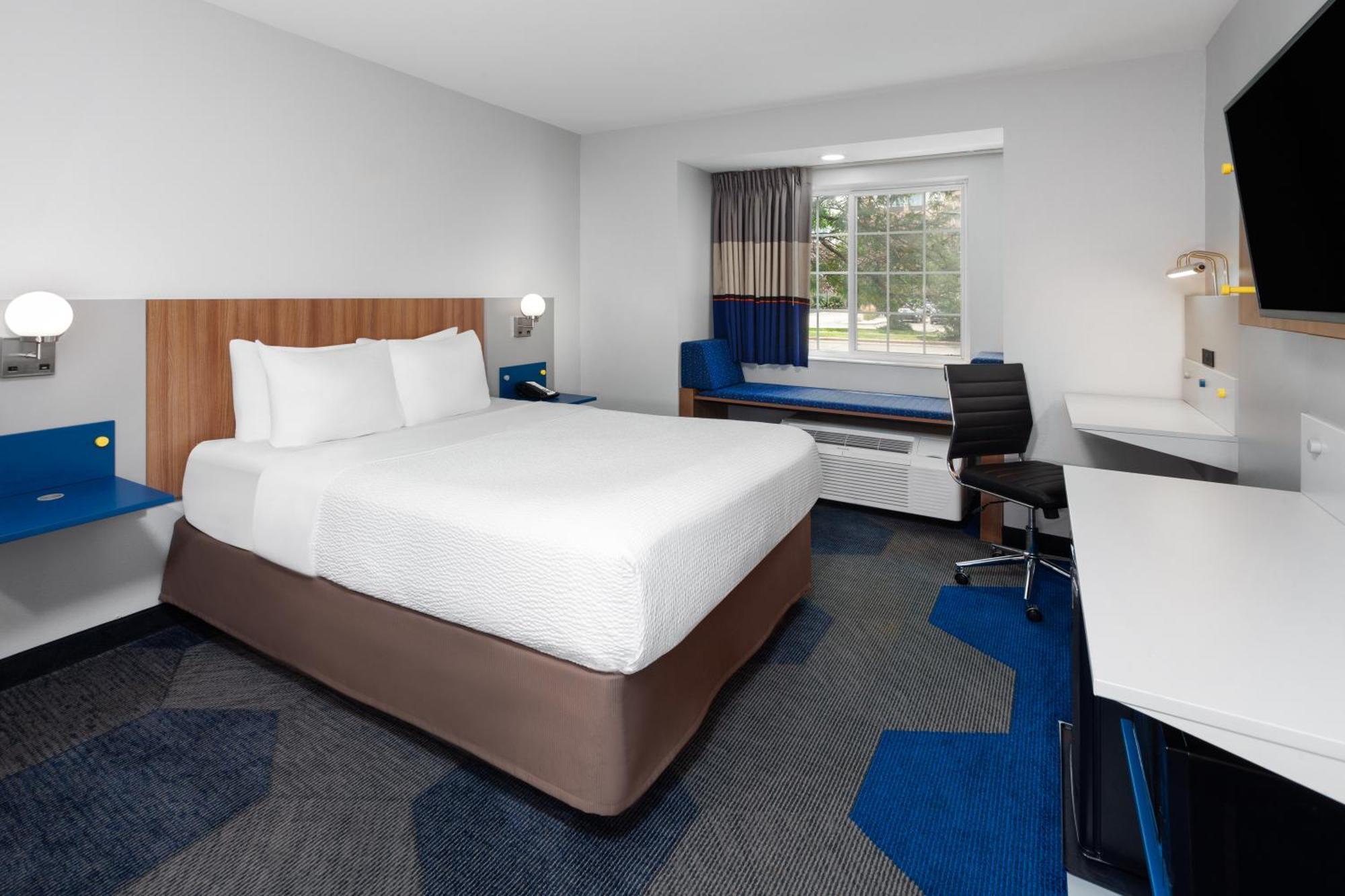 Microtel Inn By Wyndham Janesville Eksteriør billede